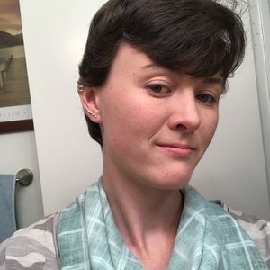 Meet your Posher, Sierra